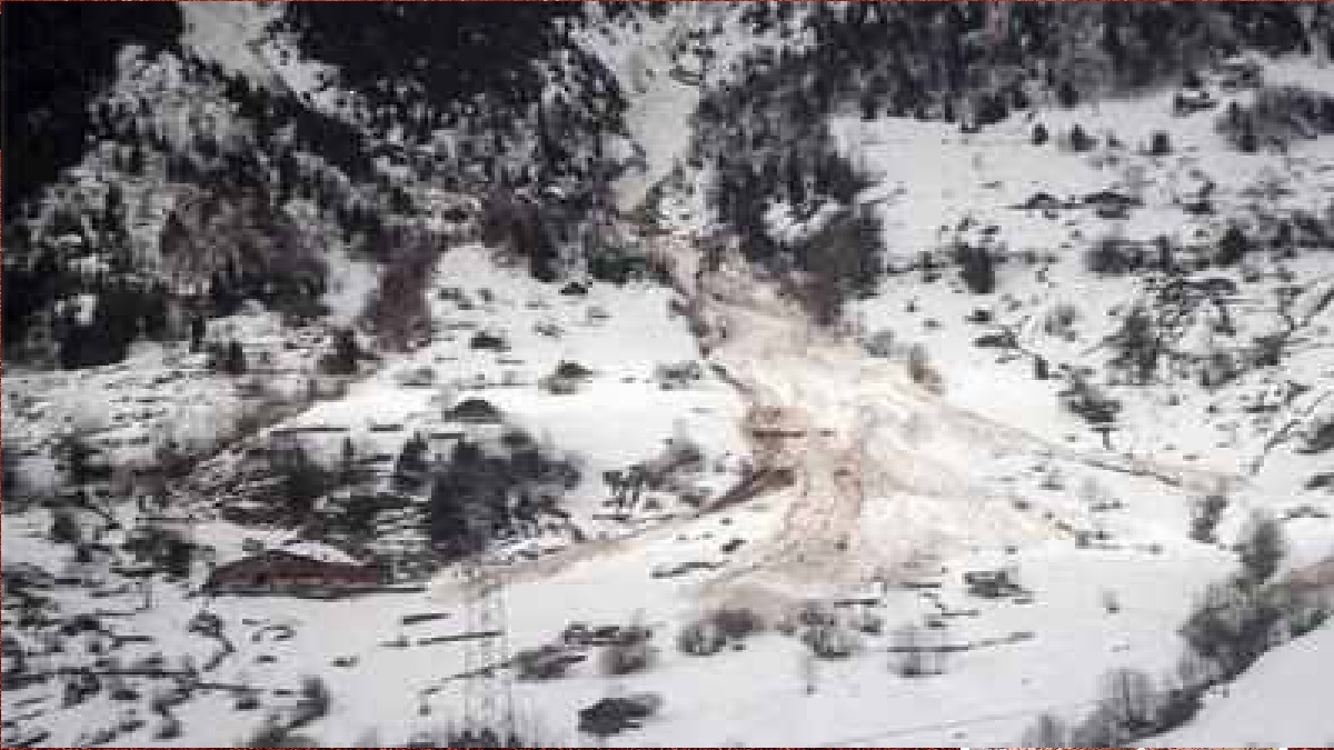 Jammu And Kashmir: 3 jawans of 56 RR die due to avalanche in Machhil, Kupwara