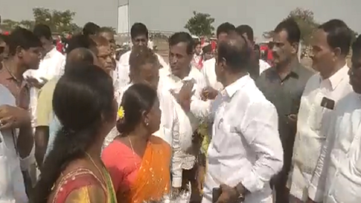 Telangana TRS MLA fumes, grabs official’s collar during event in Gadwal | WATCH