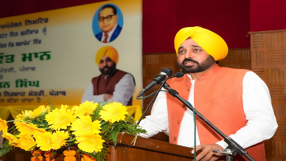 Punjab government transfers 22 IAS, 10 PCS officers in administrative reshuffle