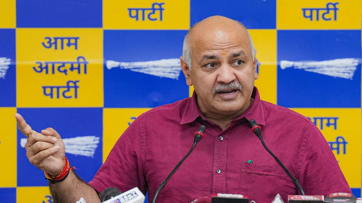 Delhi MCD Election 2022: Mountains of garbage will disappear from Delhi in 5 years if AAP wins, says Sisodia