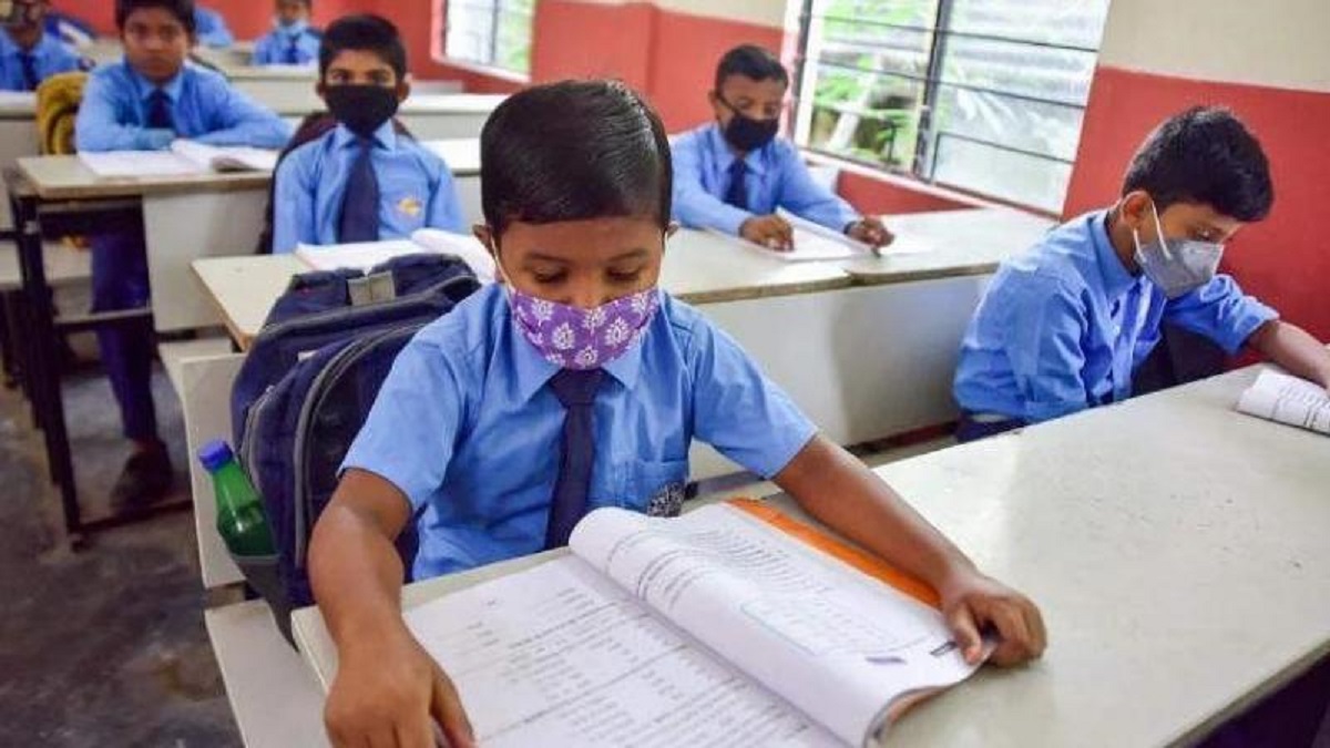 Air pollution worsens: Primary schools in Delhi to be shut till further notice, says CM Kejriwal