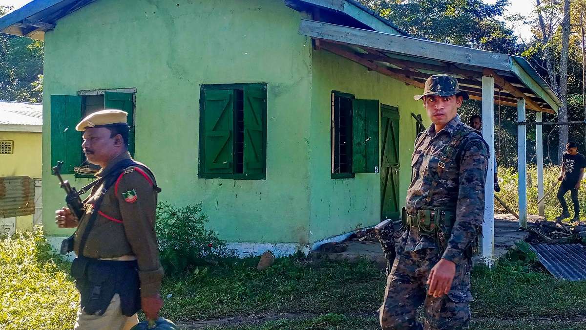 Assam-Meghalaya border violence: Fresh tensions grip Shillong after miscreants torch vehicles, attack cops