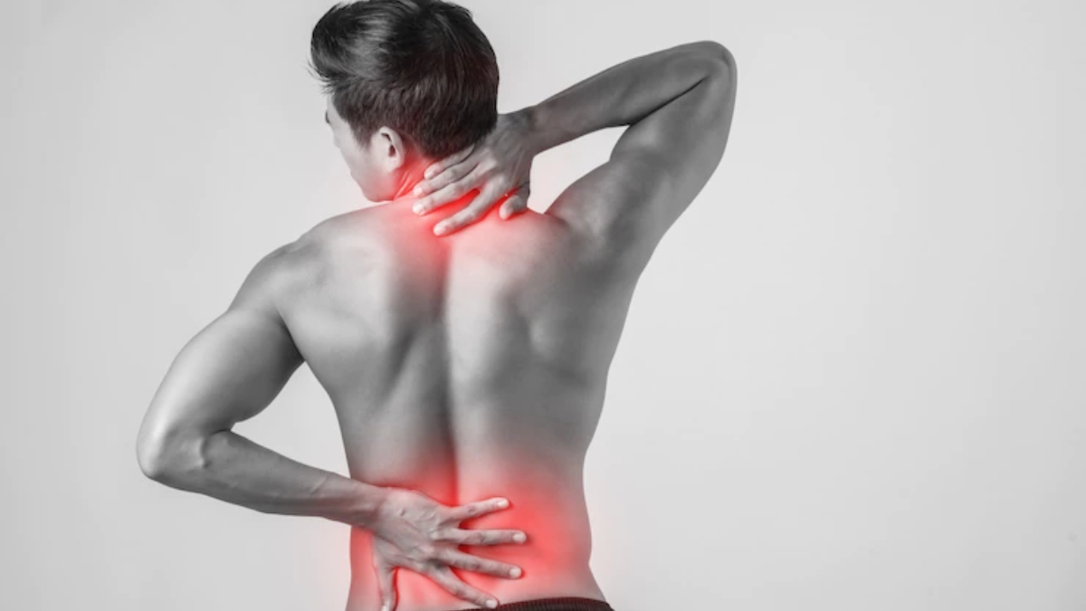 Suffering from back and neck pain? Using mobile phones the wrong way can be the cause