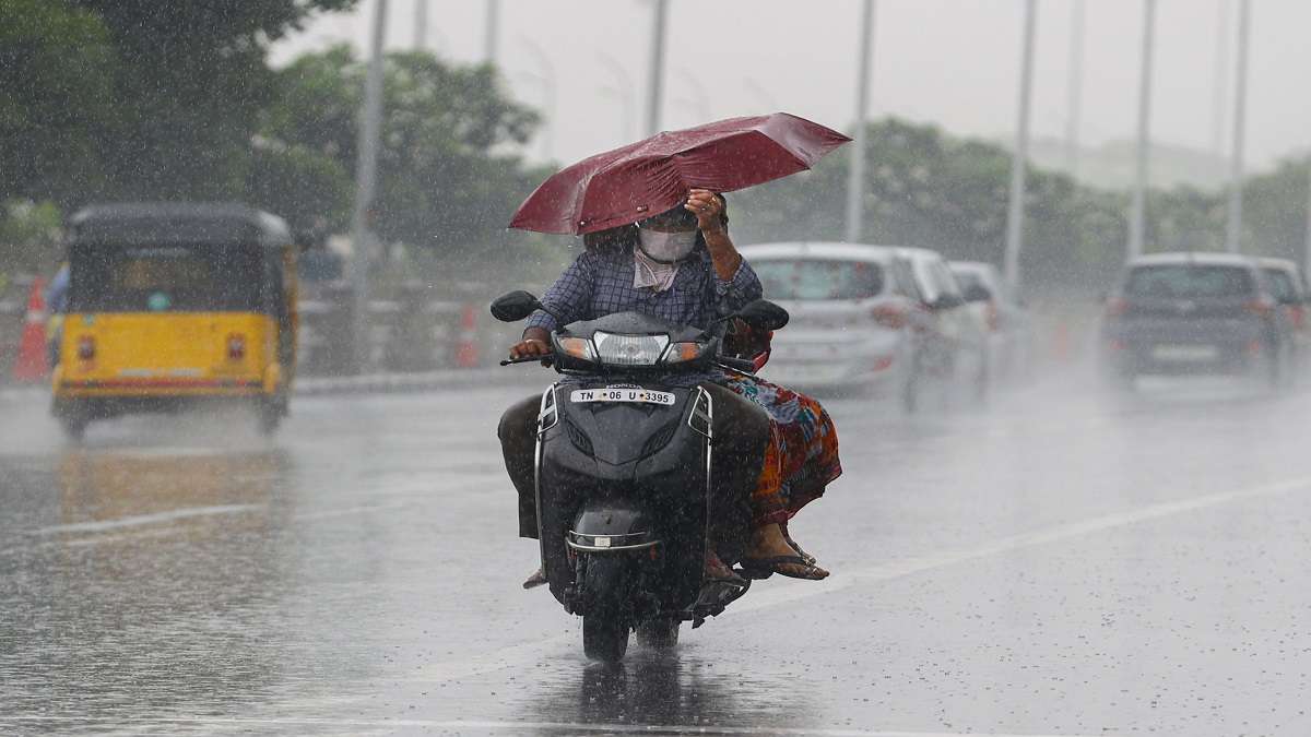 tamil-nadu-very-heavy-rainfall-red-alert-imd-warning-chennai-cuddalore