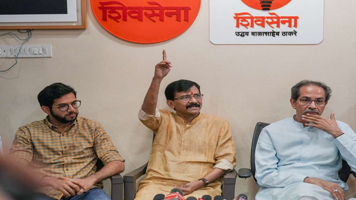 "..Will enter Karnataka like China entered India", says Sanjay Raut on Maharashtra-Karnataka border dispute – India TV