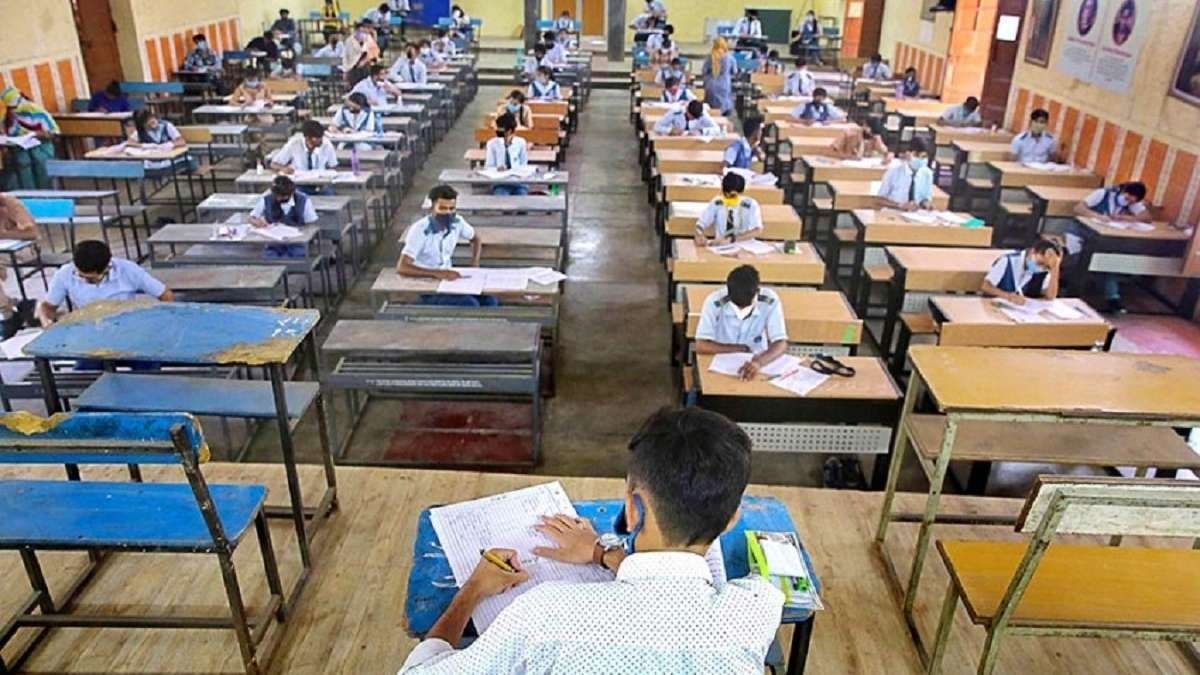 CBSE Practical Exams 2023 Clashing with JEE Mains January Session? Here is the answer to your DILEMMA