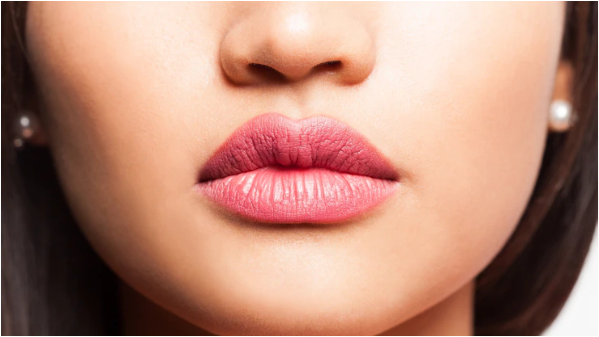 Simple and effective home remedies to heal chapped lips in winters
