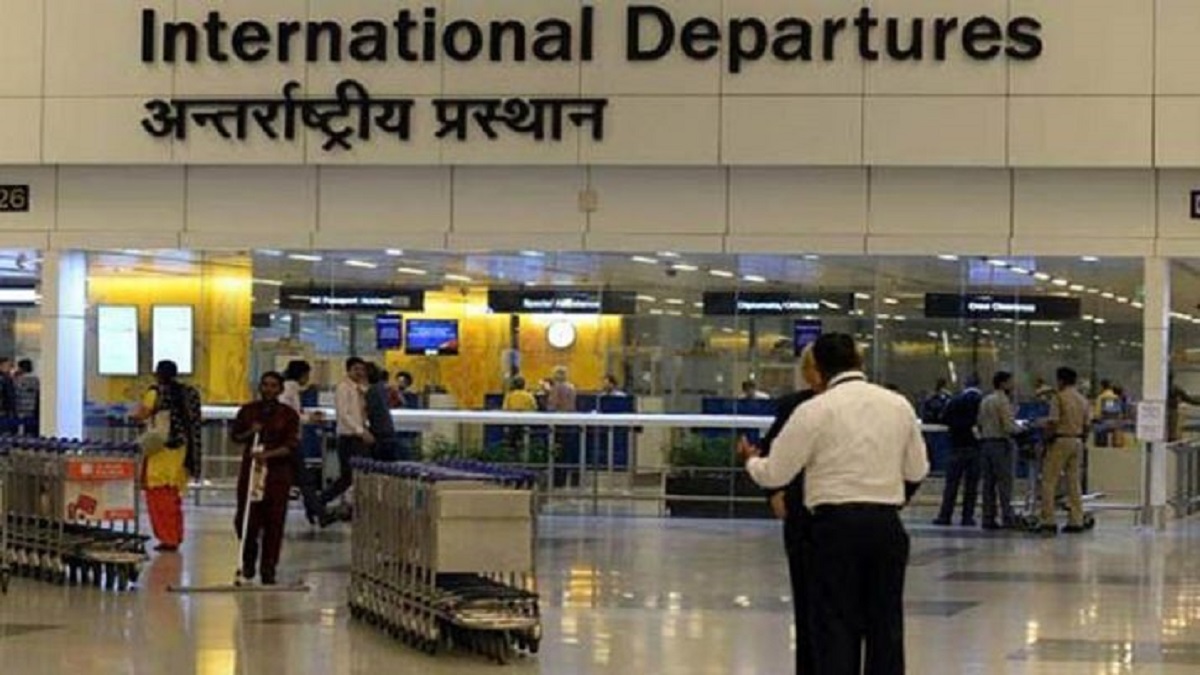 Delhi: Now, drunk passenger urinates at IGI Airport departure gate