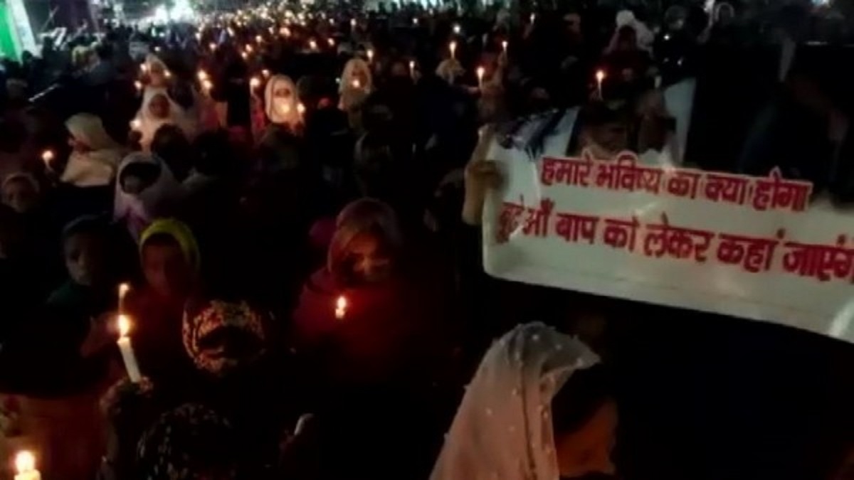 Haldwani: Thousands of women protest over Railway's evacuation drive on 'encroached' land