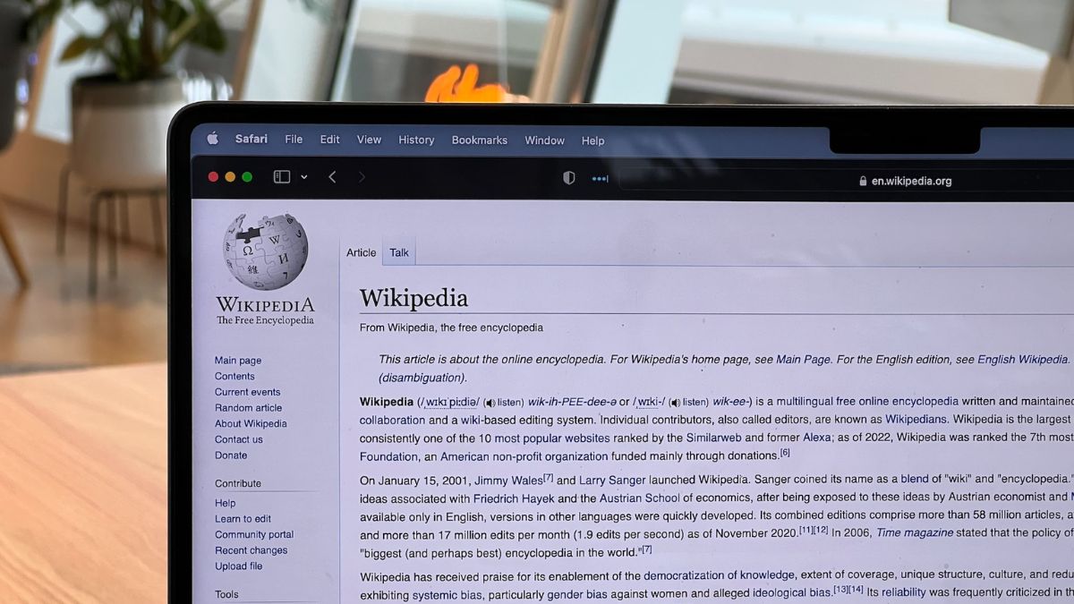 Wikipedia gets first desktop update after ten years