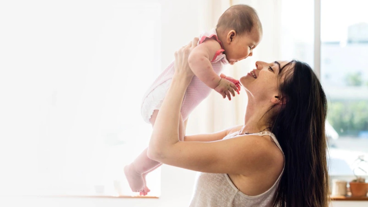 What expectations do new moms have and how should they approach their children in 2023?