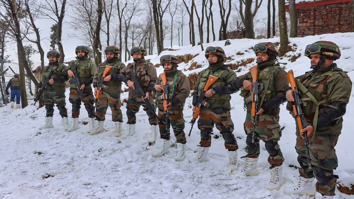 Republic Day: President approves 412 Gallantry awards, other defence decorations to Armed Forces personnel