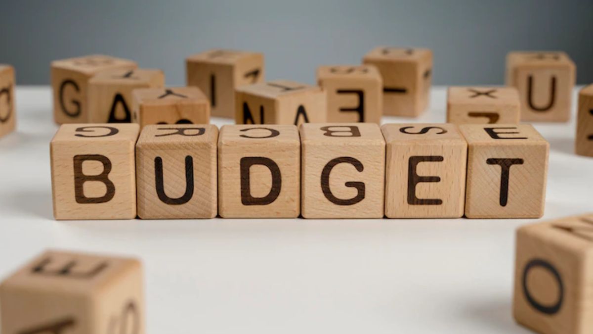 What Are Three Types Of Government Budget