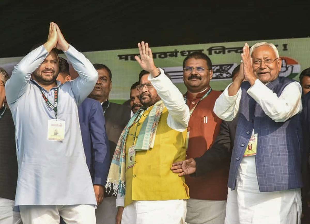 Nitish Urges Oppn To Unite To Restrict BJP Below 100 Seats In 2024 Lok ...