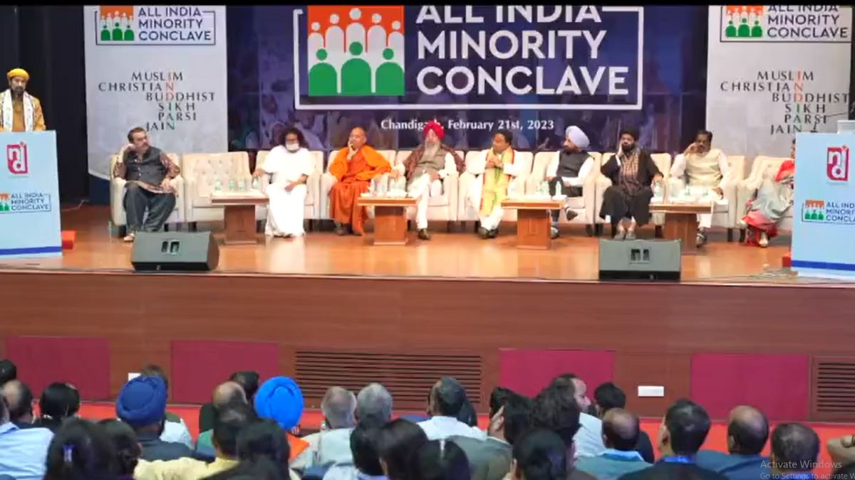 Leaders of various Muslim organisations praise Modi's government for the welfare of Minorities