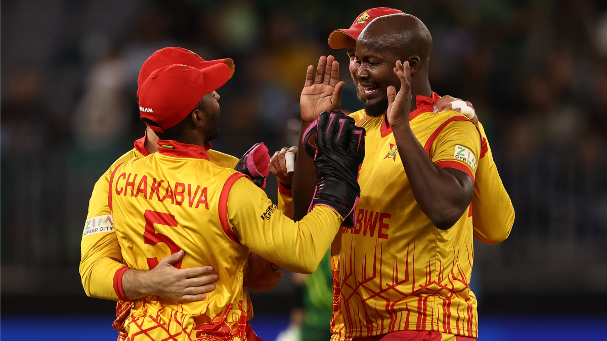 Zimbabwe Cricket melarang penggemar karena ingin melibatkan pemain dalam pengaturan titik dengan bandar taruhan India