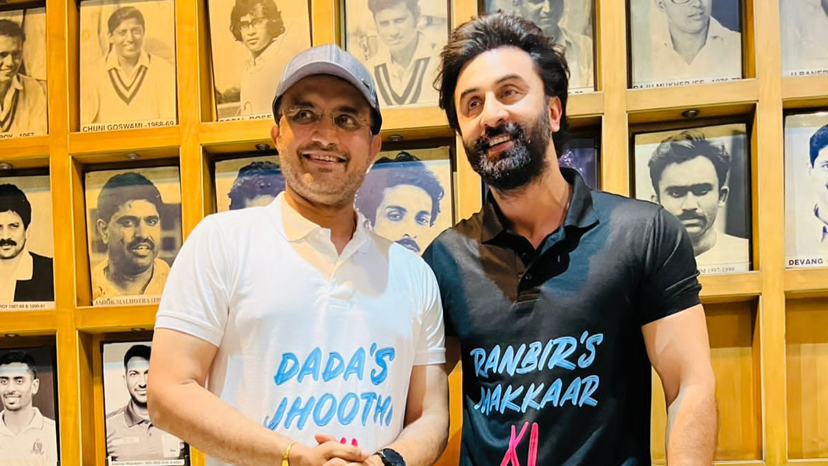 Amid biopic rumours, Ranbir Kapoor meets former BCCI President Sourav  Ganguly in Kolkata