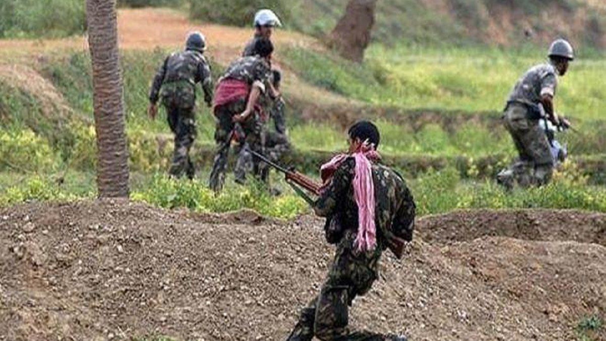 Chhattisgarh: 2 jawans killed in firing by Naxals in Rajnandgaon