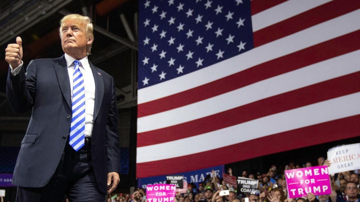 Donald Trump back on Instagram and Facebook, after two years of ban(02)