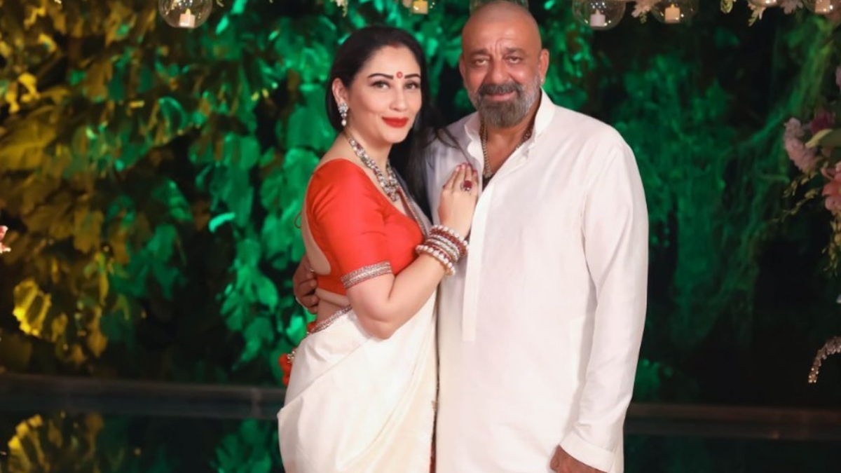 Sanjay Dutt Celebrates 15 Years Of Togetherness With Wife Maanyata Shares Awwdorable Video