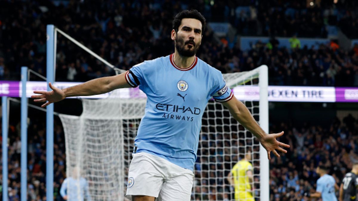 Manchester City faz 3 a 1 no Arsenal e assume a liderança da Premier League