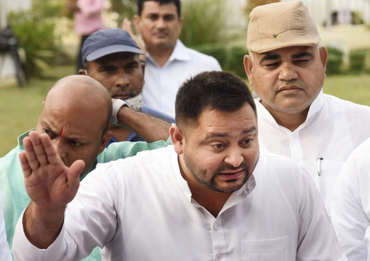 Tejashwi Yadav challenges ED's claims on raids seizure: 'Thenga mila hai' | WATCH