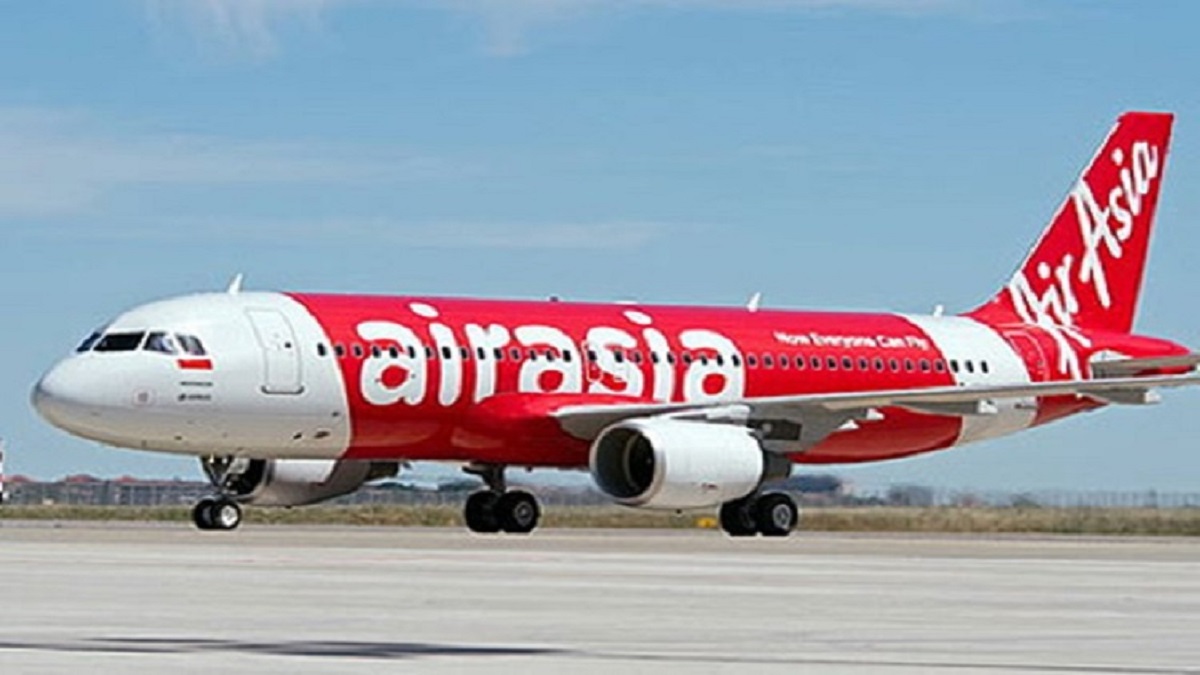 Pune-bound Air Asia flight makes emergency landing in Bhubaneswar after bird-hit