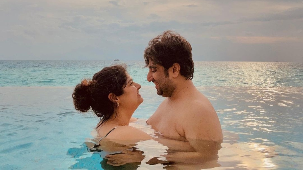 Arjun Kapoor’s sister Anshula introduces her boyfriend Rohan Thakkar to the world; shares mushy pic