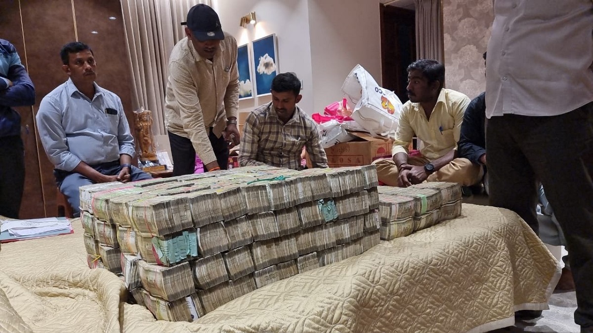 A day after 'bribe incident' in poll-bound Karnataka, Rs 6 crore cash seized from BJP MLA's son