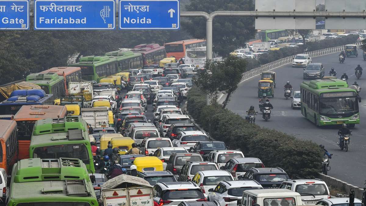 Delhi Police issues traffic advisory ahead of SKM's 'Kisan Mahapanchayat' today