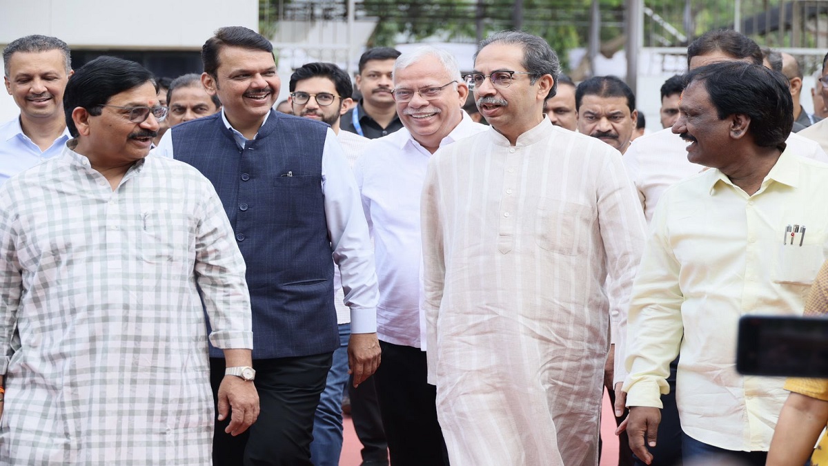 Rare display of Fadnavis-Uddhav bonhomie, what's new is cooking in Maharashtra politics