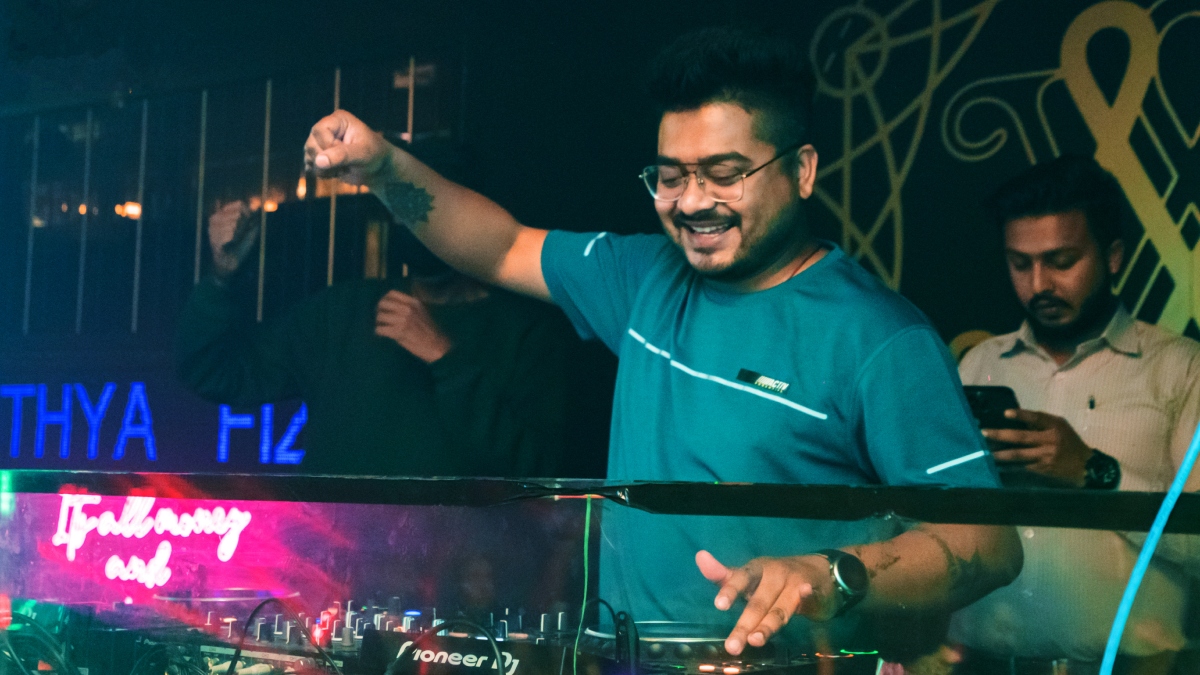 DJ Annsh bersiap untuk tur multi-kota termasuk Udaipur, Jaipur & lainnya |  Deet Di Dalam
