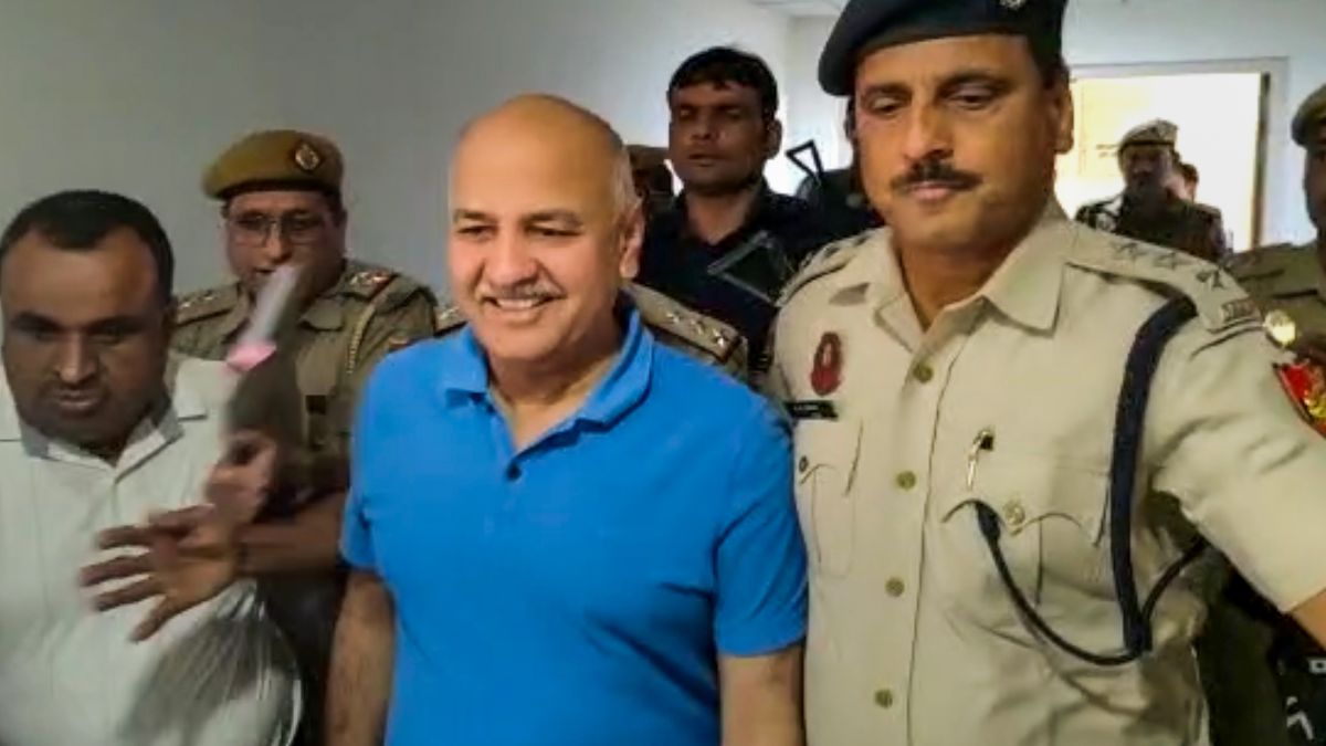 Money-Laundering Case: Delhi Court adjourns hearing on AAP leader Manish Sisodia's bail plea till April 5