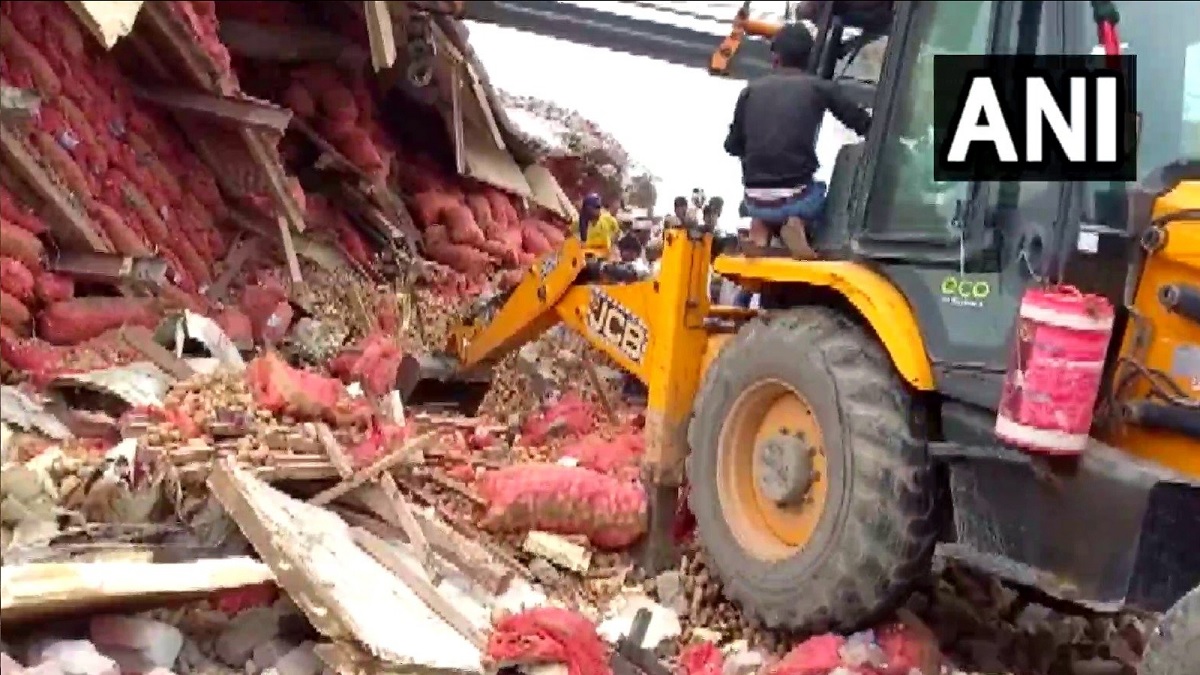 Uttar Pradesh: 1 dead, 8-10 injured after cold storage building collapses in Sambhal, rescue Ops underway