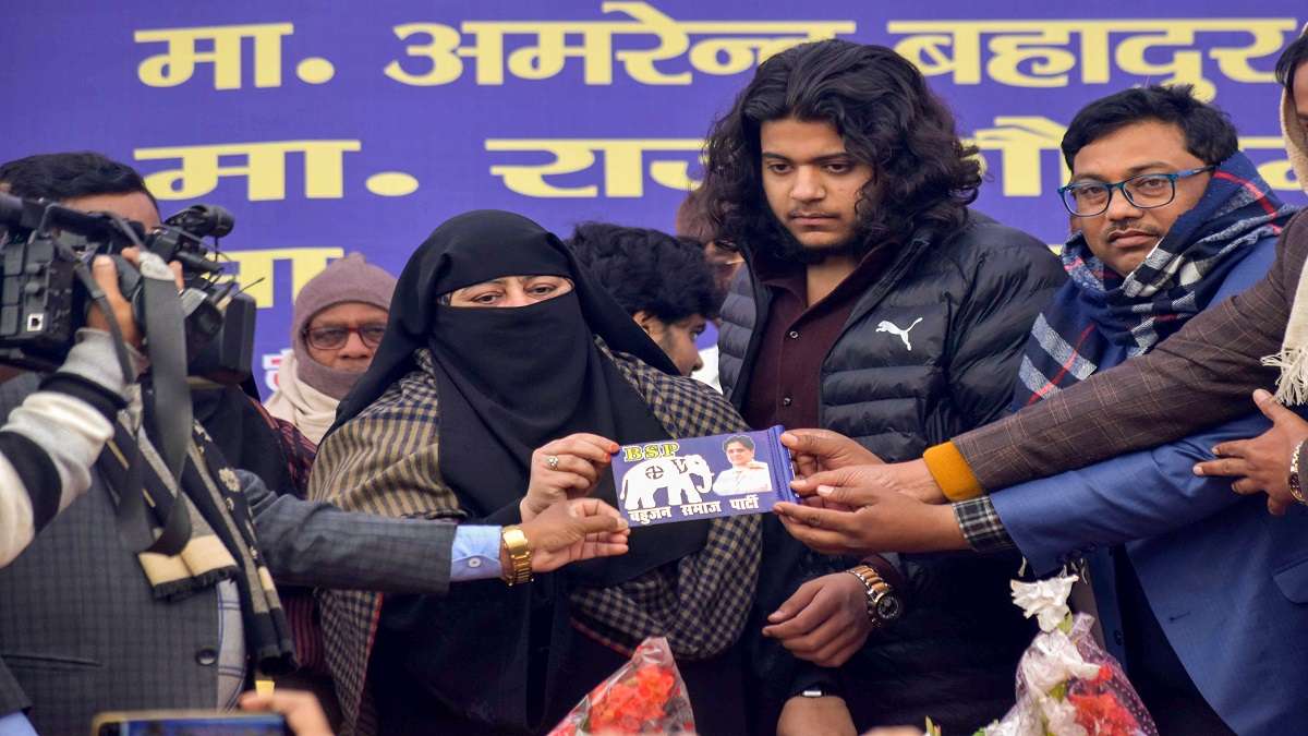 Umesh Pal murder case: UP Police announces Rs 25,000 reward on Atiq Ahmed's wife Shaista Parveen