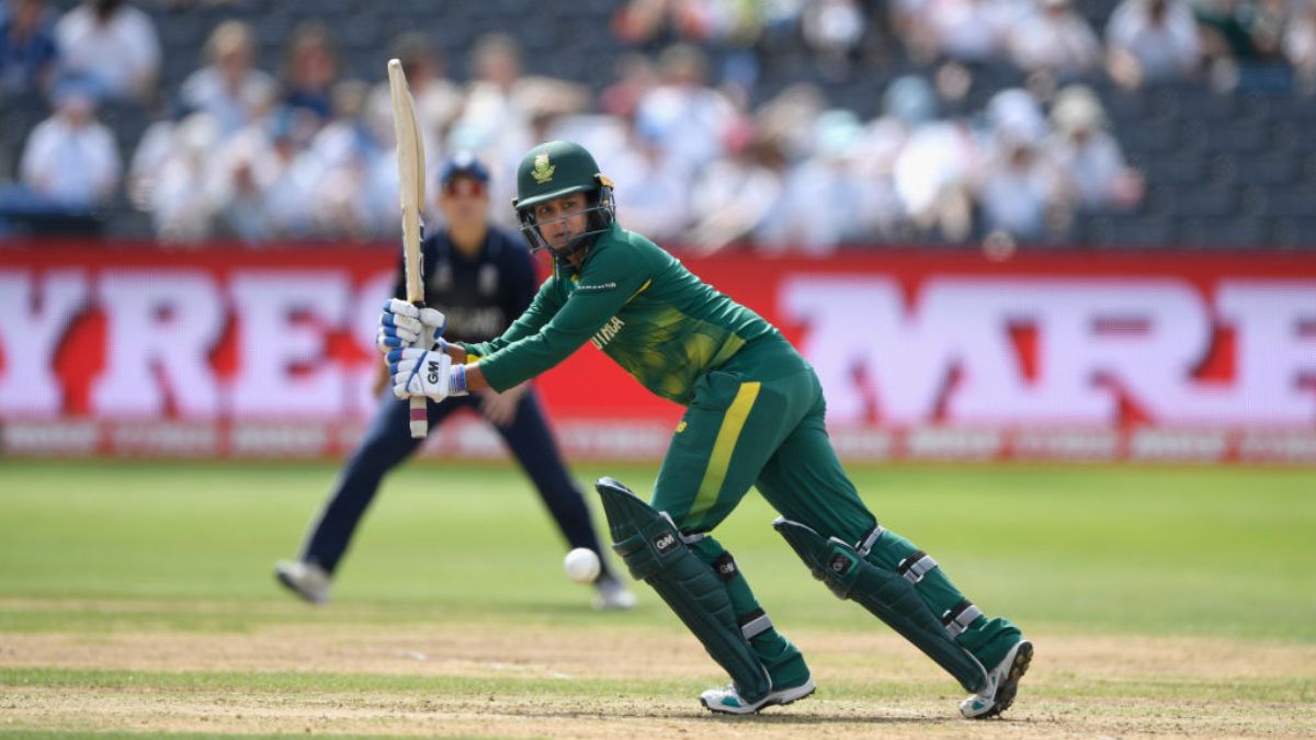 Pemain kriket Afrika Selatan Trisha Chetty mengumumkan pensiun karena masalah punggung yang terus-menerus