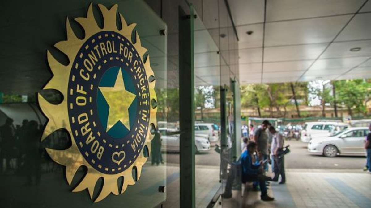 IPL 2023: BCCI sticks to isolation policy; won't allow COVID-19 positive players to play