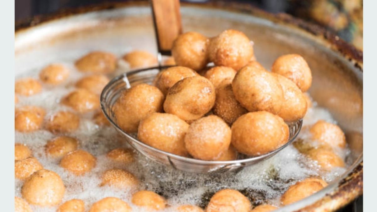 Gud Gulgule recipe: Bhog Prasad for Maa Kalaratri
