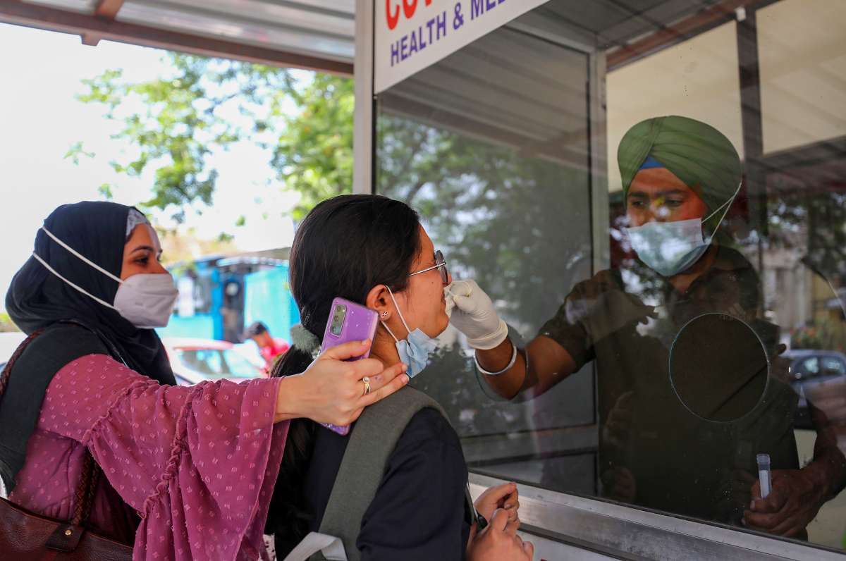 Covid update: India records 6,660 new coronavirus infections, active cases dip to 63,380