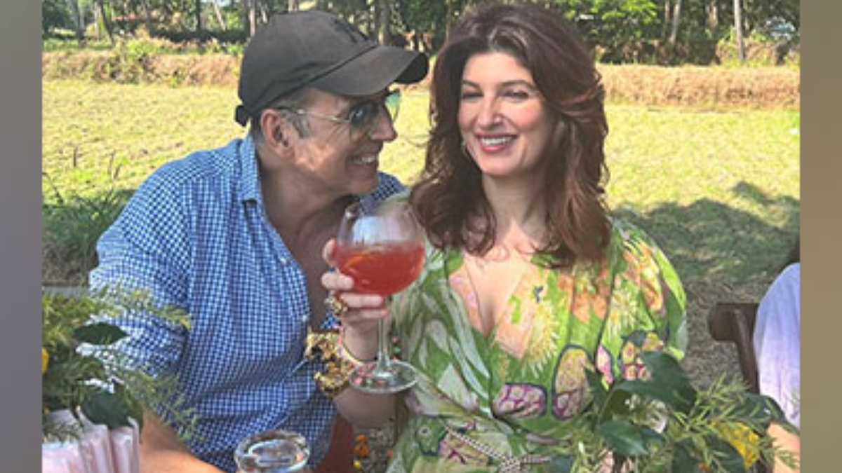 Akshay Kumar-Twinkle Khanna's shoot diaries convert into a romantic tea date | VIDEO