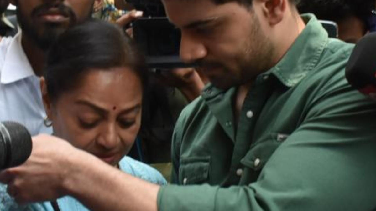 Sooraj Pancholi's mother Zarina Wahab reacts to Rabya Khan’s statement: 'If she wants to continue..'