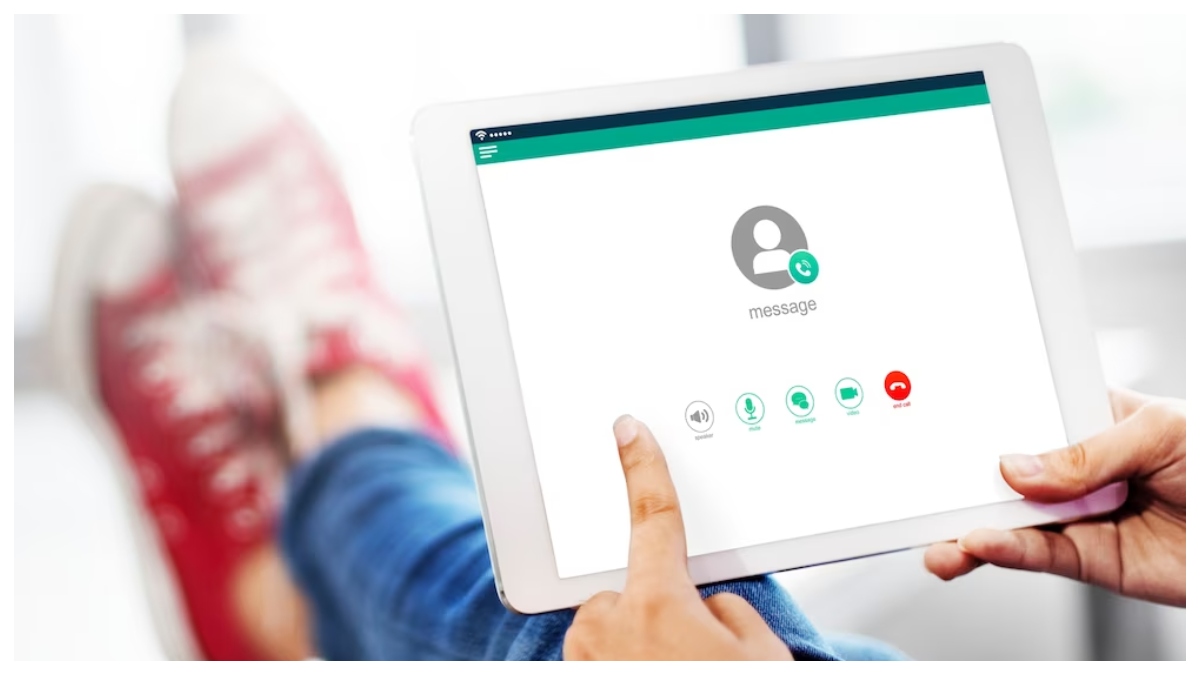 WhatsApp starts rolling out 'side-by-side' feature on Android tablets | Know more