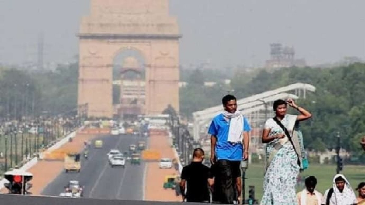 Delhi Weather Minimum Temperature Settles At 159 Degrees Celsius Air Quality Index In 3121