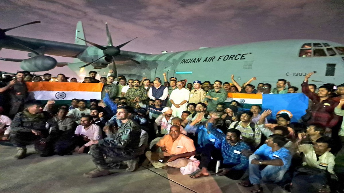 'How's the Josh?', asks Muraleedharan as Air Force pilots use night vision goggles to land in Sudan