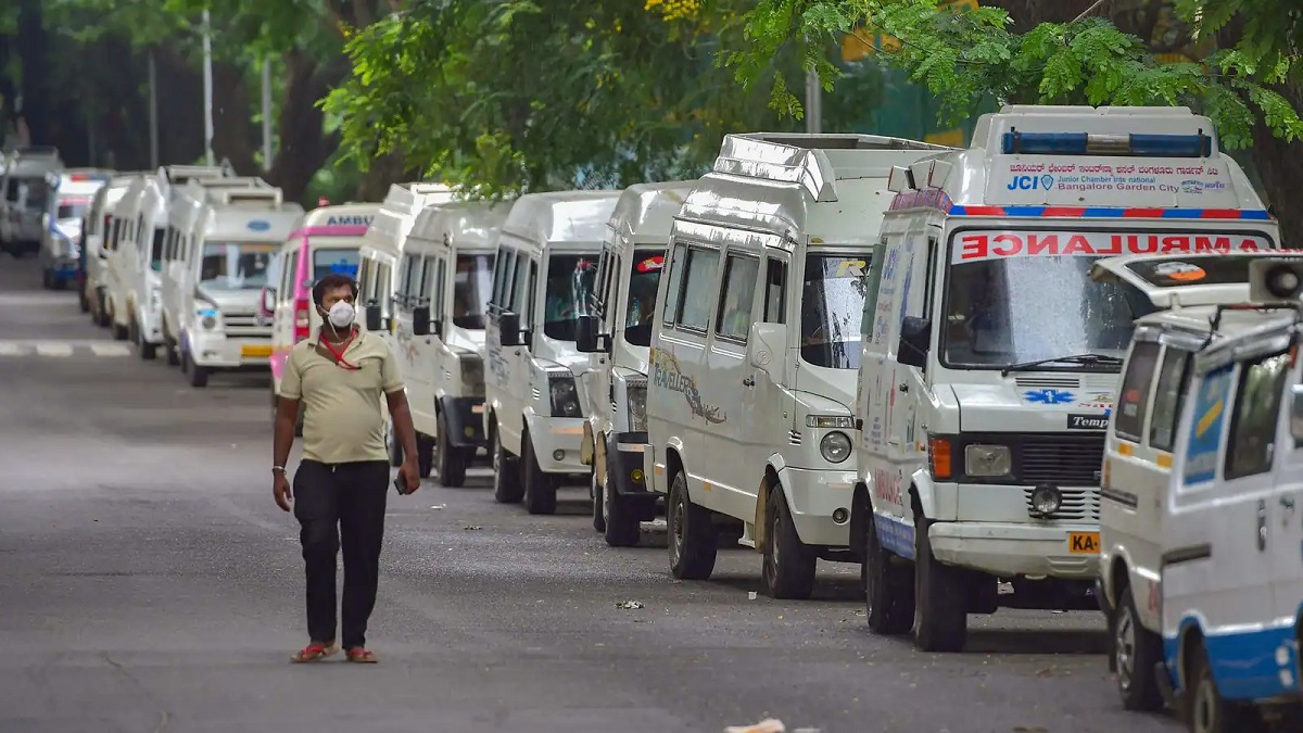 COVID Scare: Wearing masks mandatory in BMC-run hospitals in Mumbai