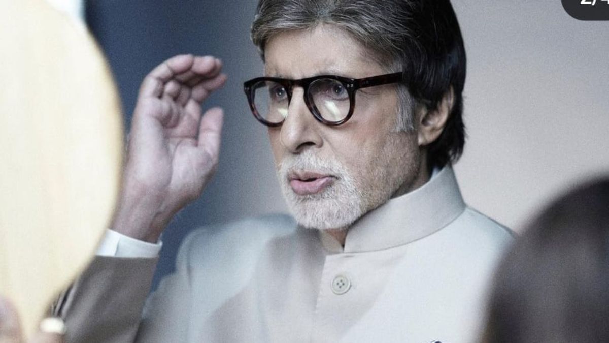 Amitabh Bachchan is back on set after recovering from rib injury