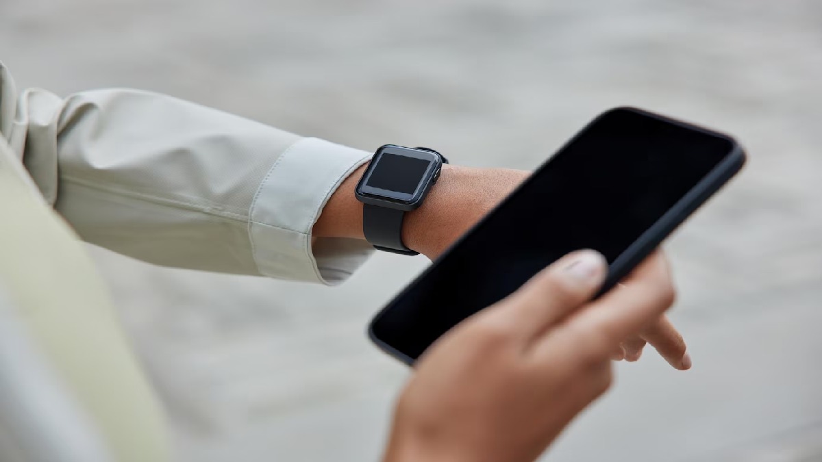 Planning to buy a smartwatch? Top five things you should consider before making decision