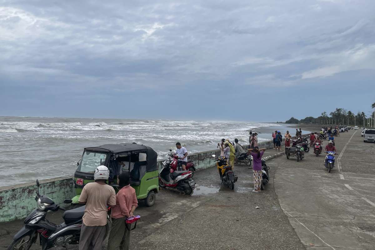 Cyclone Mocha: Civil defence teams deployed in West Bengal's Bakkhali Sea Beach after warning