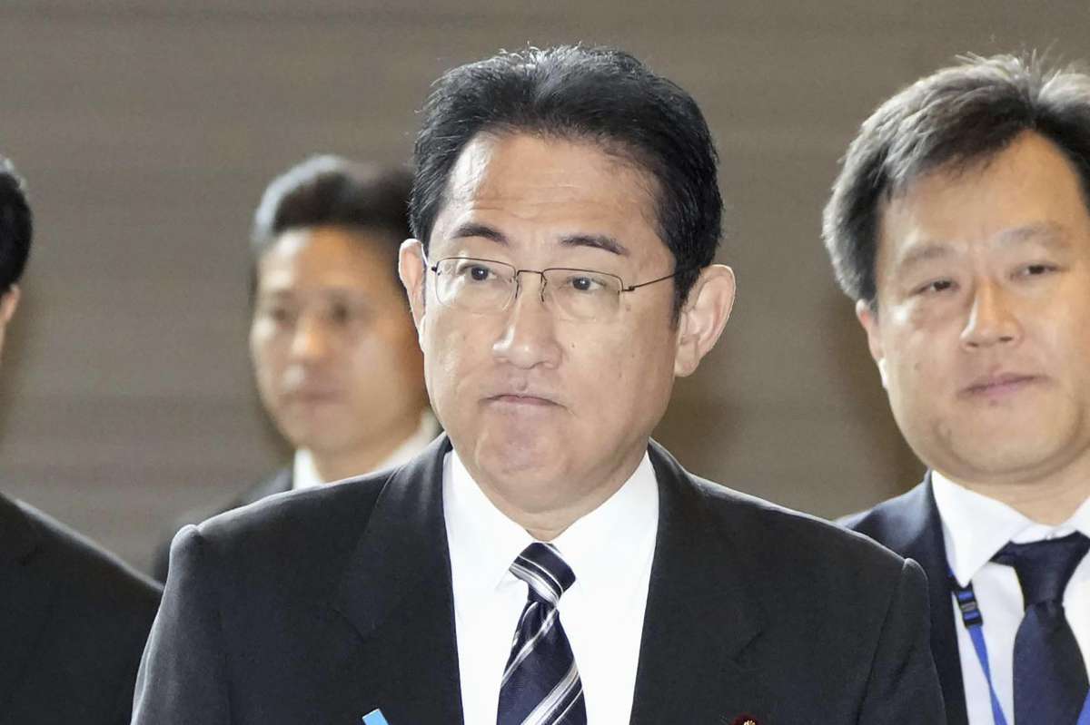 PM Jepang Kishida memecat putranya dari posisi teratas karena ‘pesta pribadi yang tidak pantas’ dengan teman-teman di kediaman resmi