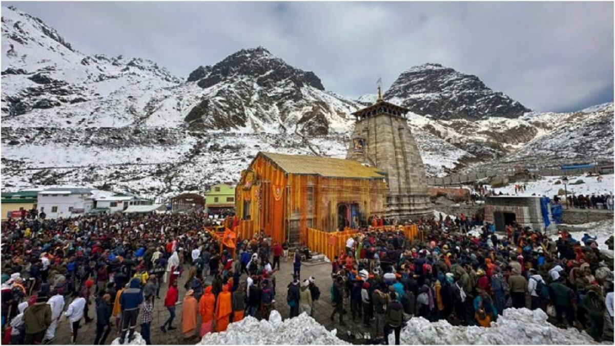 Uttarakhand: Part of glacier breaks away obstructing Kedarnath trek ...